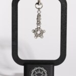 Blossom Star chainmail star charm close-up detail by silentchxos