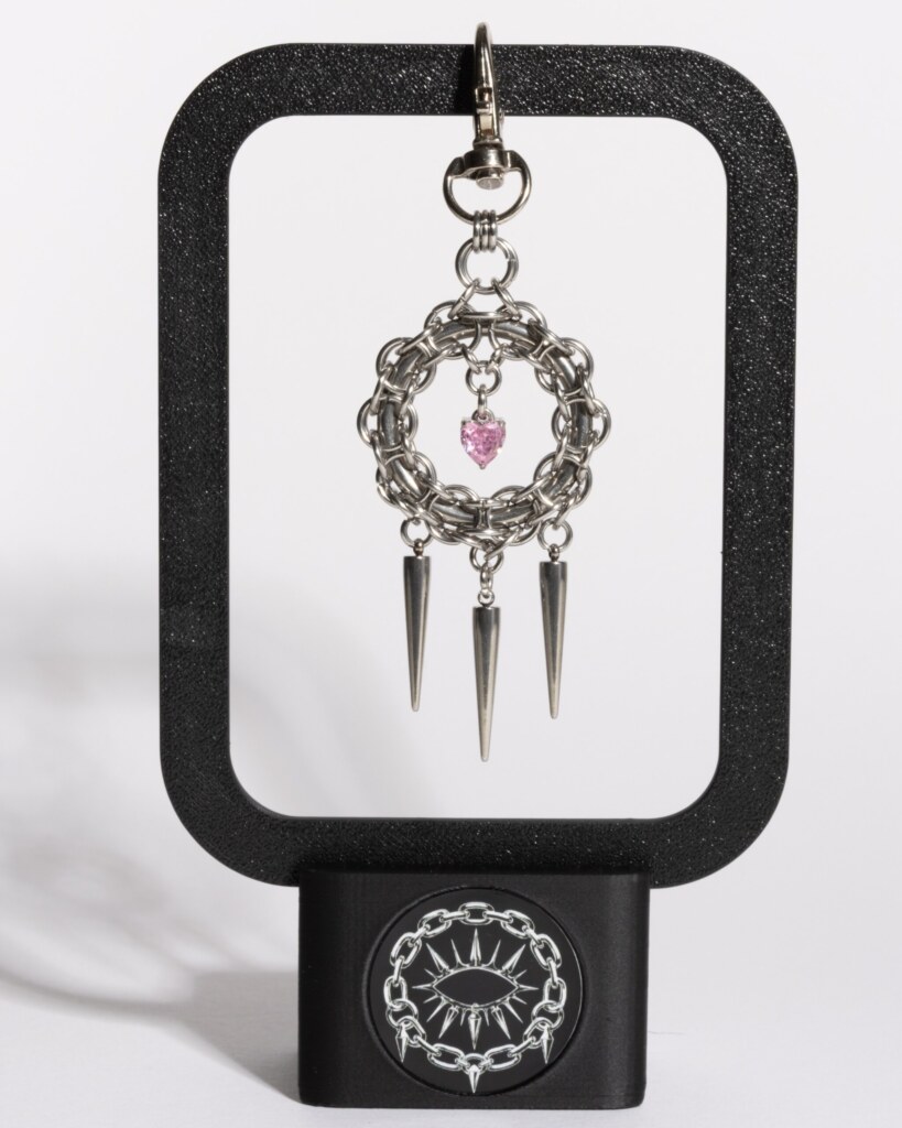 Halo Spike chainmail spike charm pink heart variant detail view by silentchxos