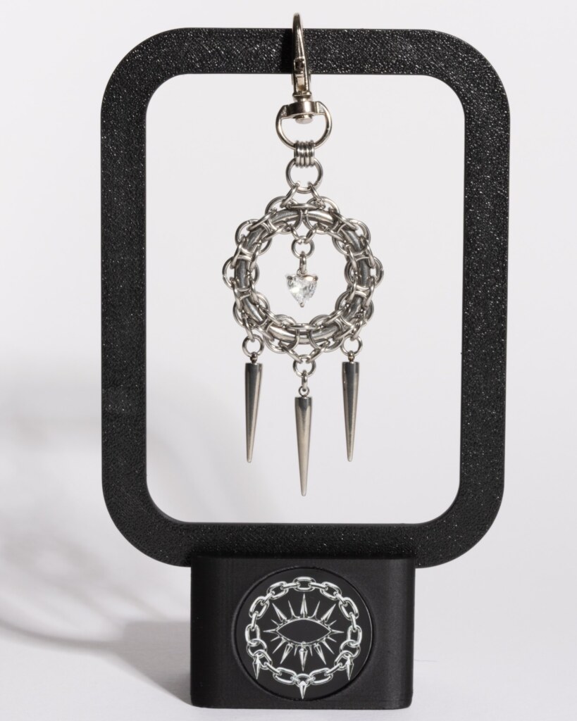 Halo Spike chainmail spike charm white heart variant detail view by silentchxos