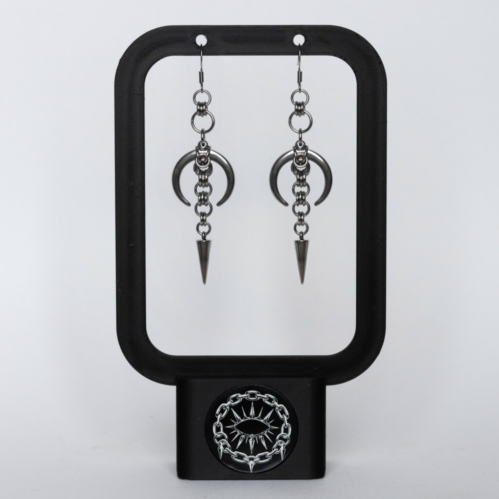Midnight Spike crescent moon chainmail earrings with spike drop by silentchxos