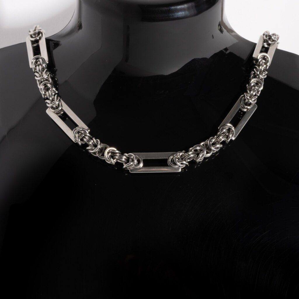 Recta Chain steel bar chainmail necklace detail view by silentchxos