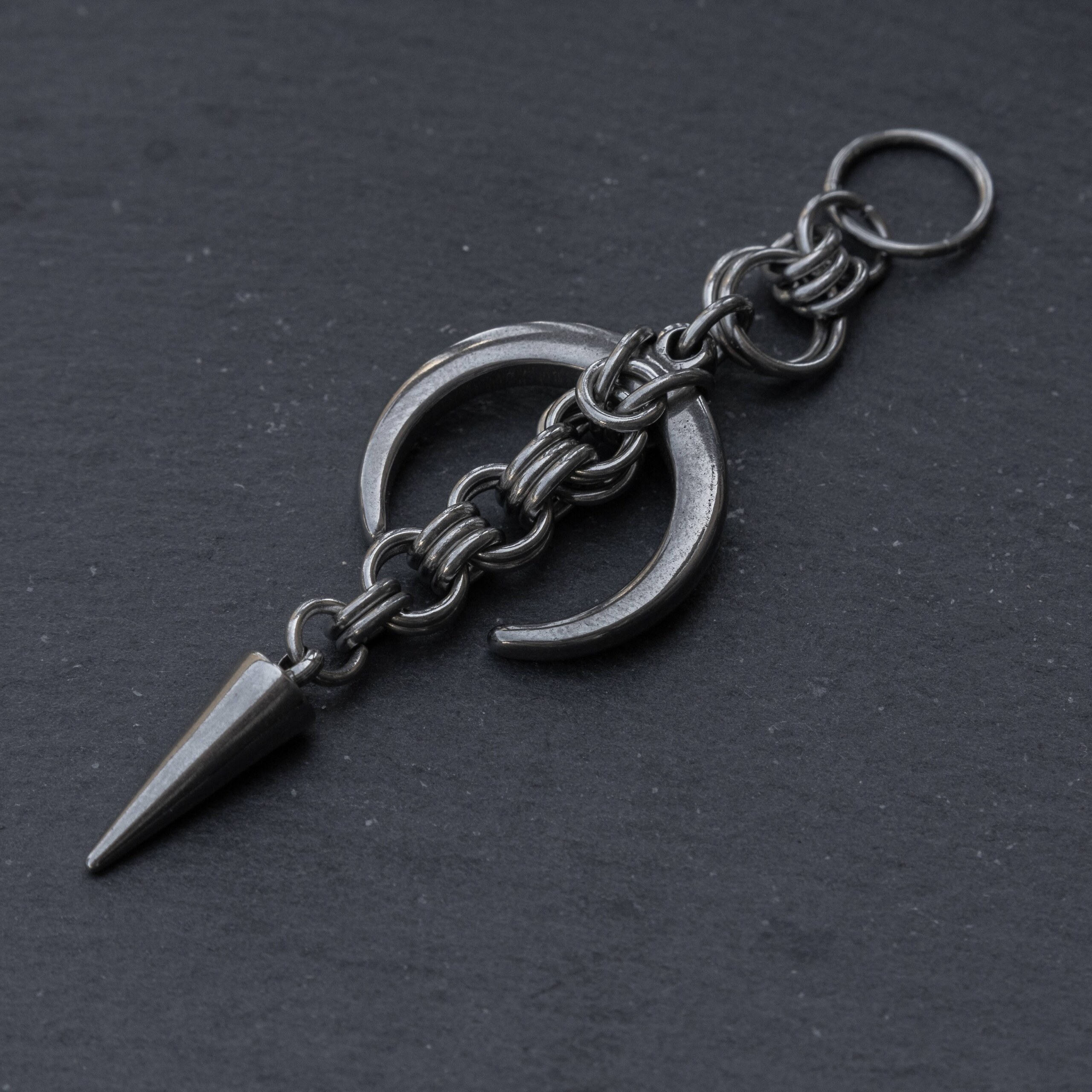 Handmade chainmail earrings by silentchxos